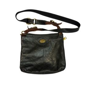 Vintage Fossil Black Pebbled Leather Explorer Triple Zip Black Crossbody Bag
